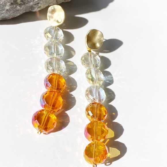NEW Shades Of Sunset Dangle Earrings - Picture 4 of 11